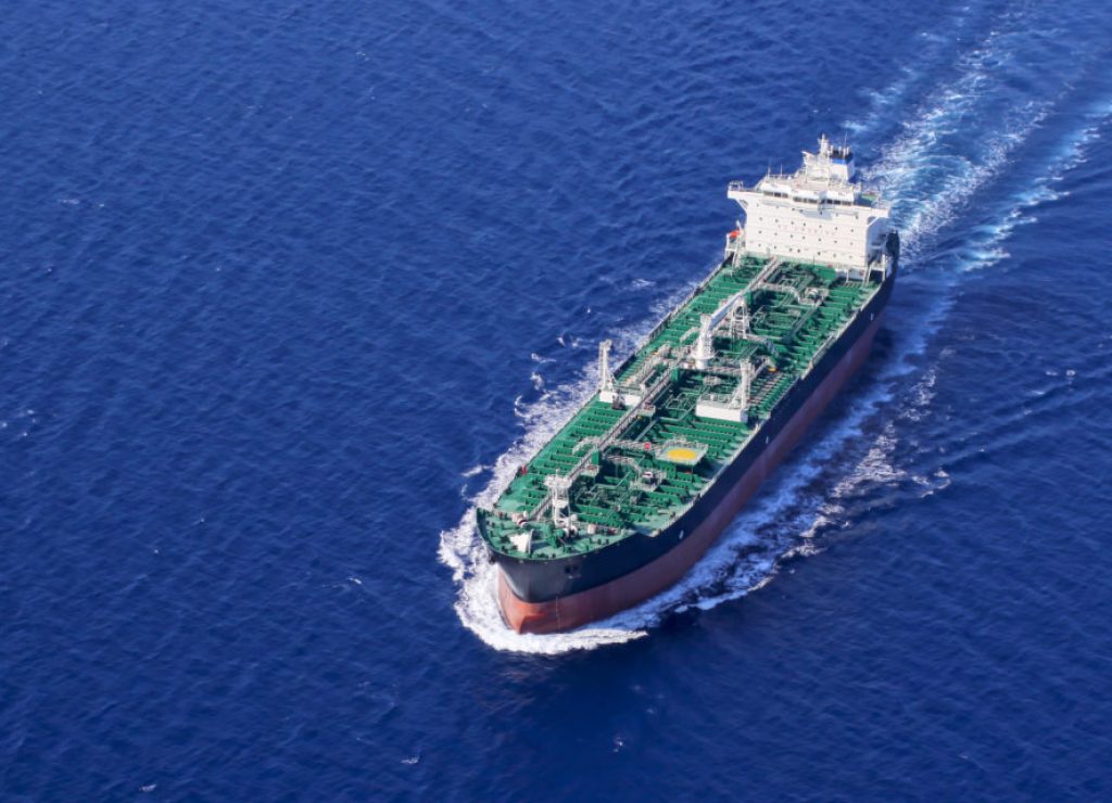 Aerial-front-side-view-of-oil-tanker-ship_167611460-1280x640-1